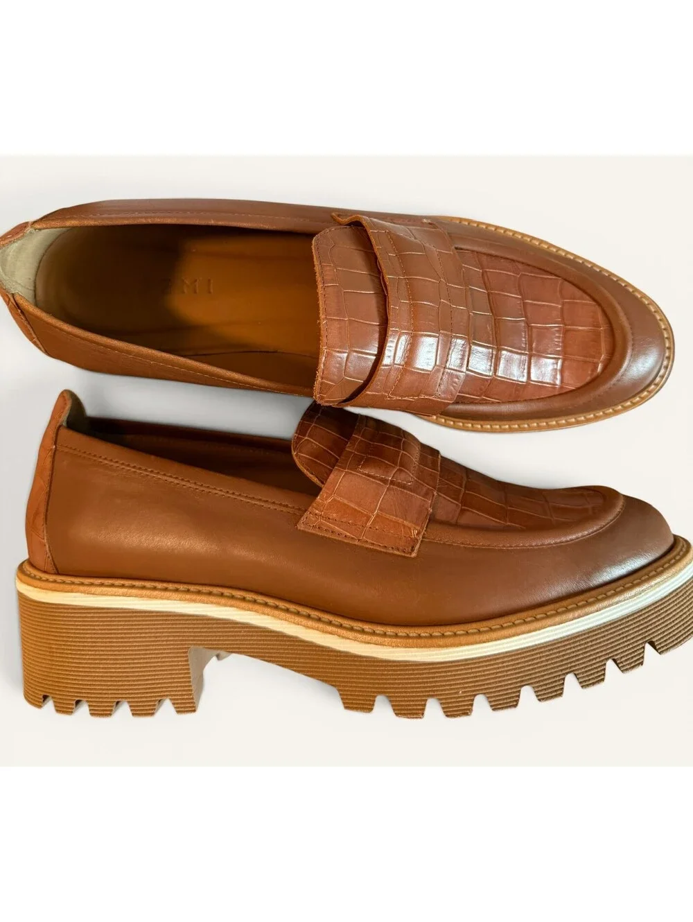 M. Gemi NWOT Elsa Croco Printed Loafers-Size 40.5 / 9.5-Tan